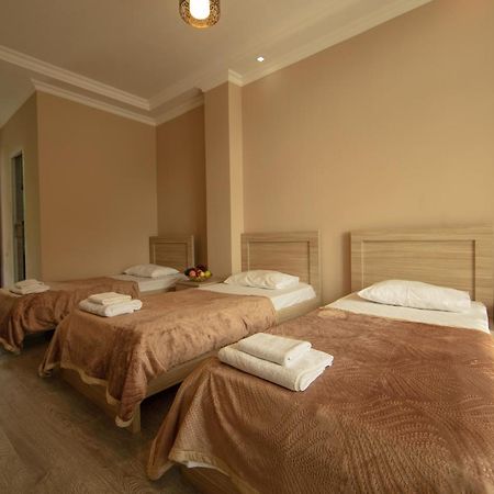 Tamari Hotel ควาเรียที ภายนอก รูปภาพ