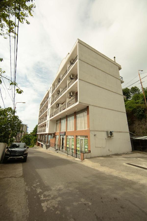 Tamari Hotel ควาเรียที ภายนอก รูปภาพ